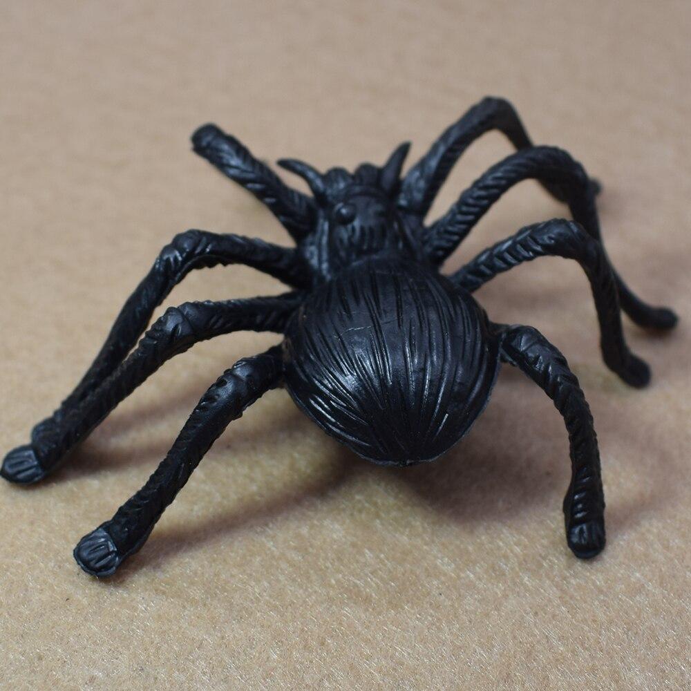 Small Plastic Spiders