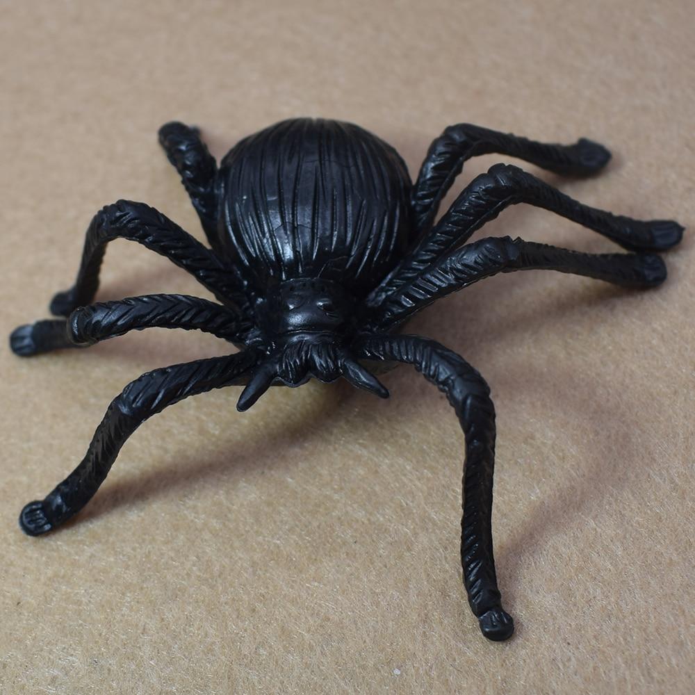 Small Plastic Spiders