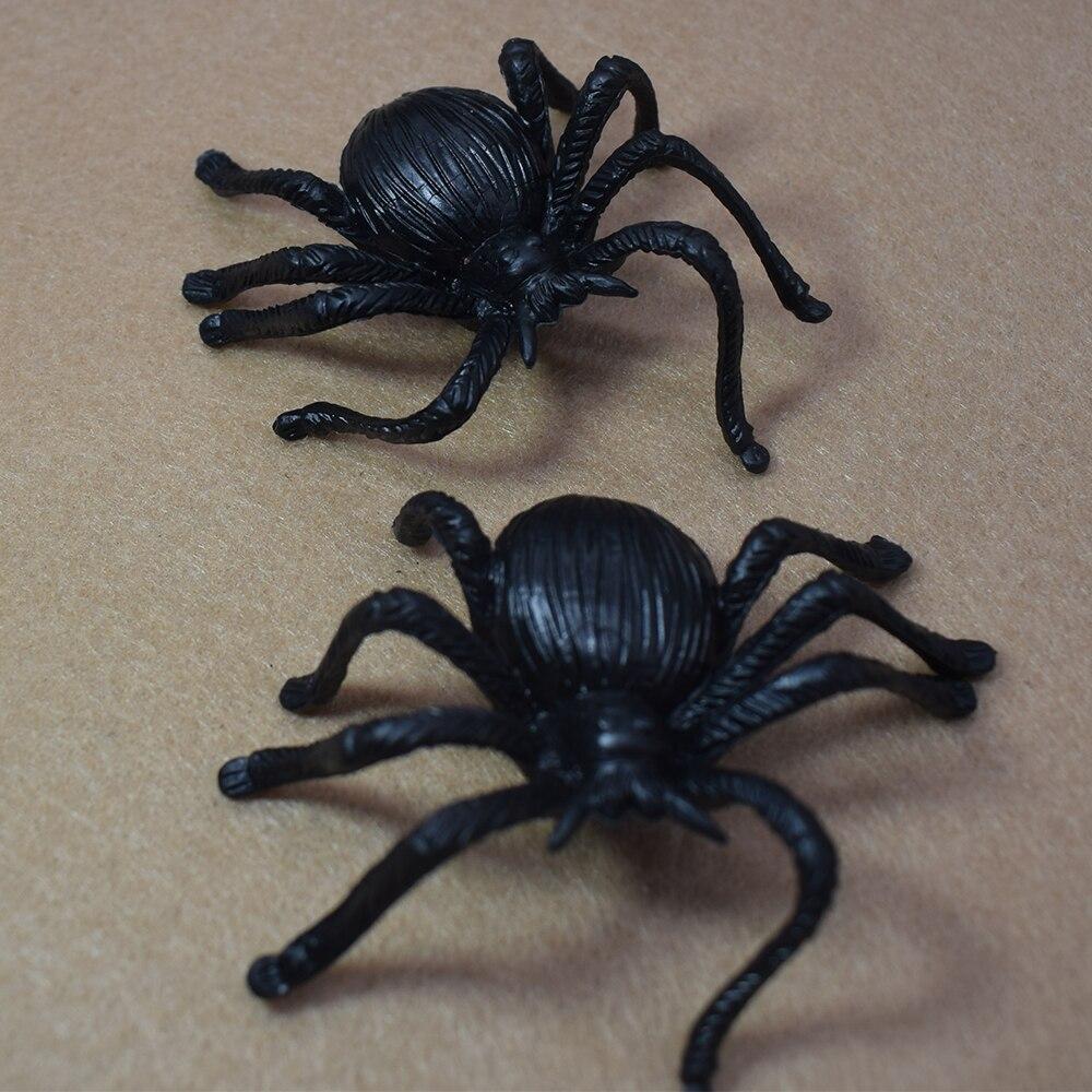 Small Plastic Spiders